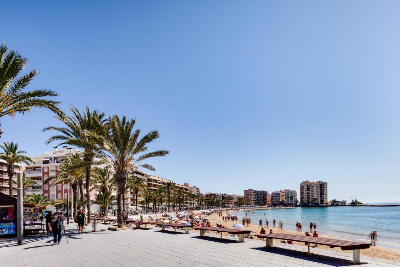 Apartamiento Fragata Apartment Torrevieja Ngoại thất bức ảnh