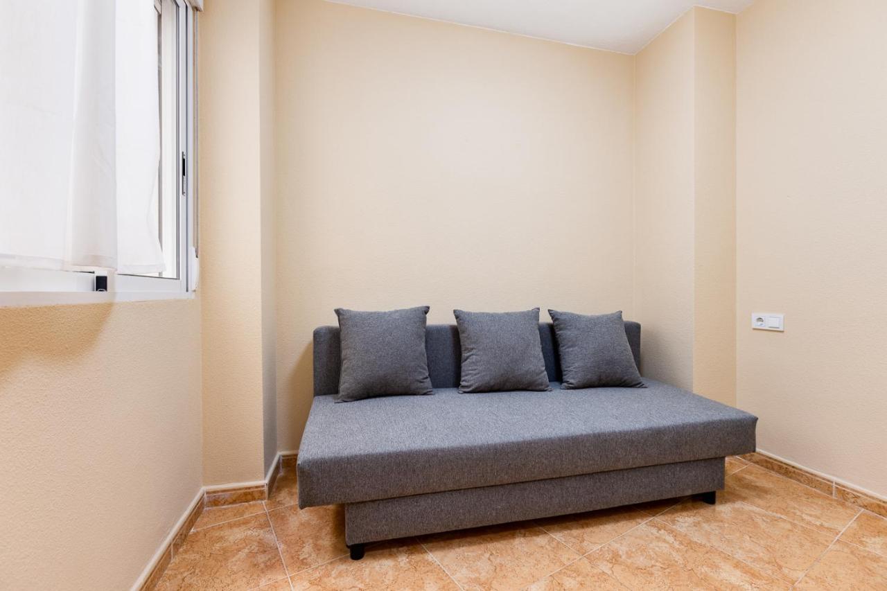 Apartamiento Fragata Apartment Torrevieja Ngoại thất bức ảnh